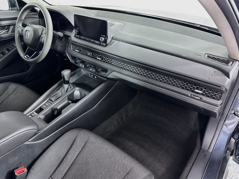 Certified 2024 Honda Accord EX image 28