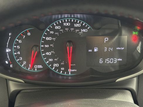 Used 2019 Chevrolet Sonic LT w/ RS Package image 17