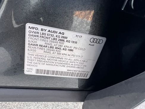 Used 2018 Audi SQ5 Prestige image 43