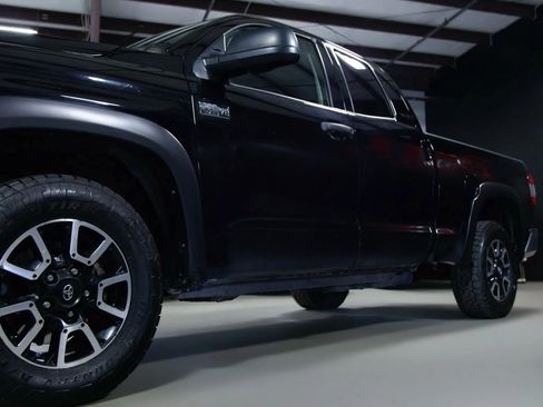 Used 2015 Toyota Tundra SR5 w/ TRD Off Road Package image 7