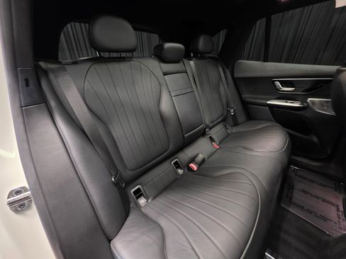 Used 2023 Mercedes-Benz EQE 500 4MATIC SUV w/ Exclusive Trim Package image 48