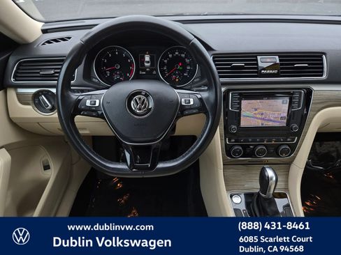 Used 2018 Volkswagen Passat 2.0T SE image 14