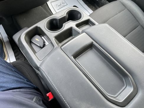 Used 2023 Chevrolet Silverado 1500 LT image 9