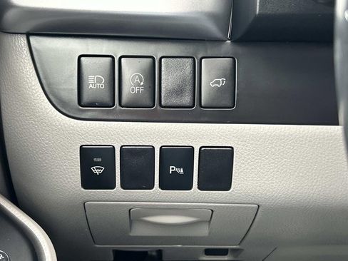 Used 2018 Toyota Highlander Limited image 33