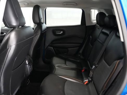 Used 2019 Jeep Compass Limited AWD/4WD image 13