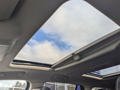 Used 2018 GMC Acadia Denali w/ Technology Package image 42