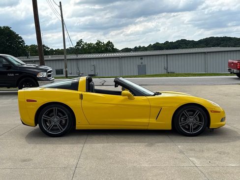 Used 2008 Chevrolet Corvette Coupe w/ Preferred Equipment Group RWD image 15