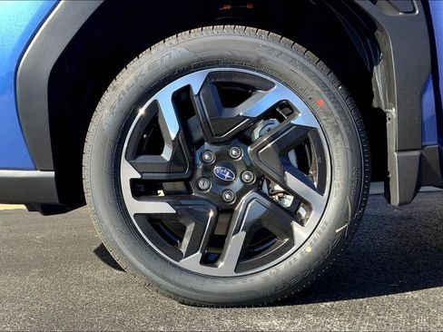 New 2025 Subaru Forester Premium image 15