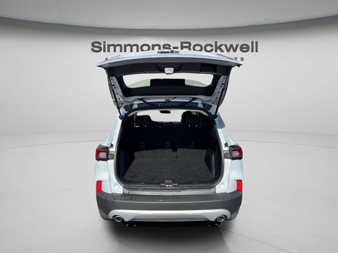 Used 2025 Ford Escape Active w/ Cold Weather Package image 10