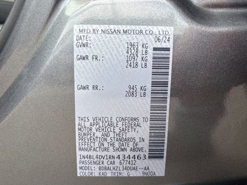 Certified 2024 Nissan Altima 2.5 SV w/ SV Premium Package FWD image 11