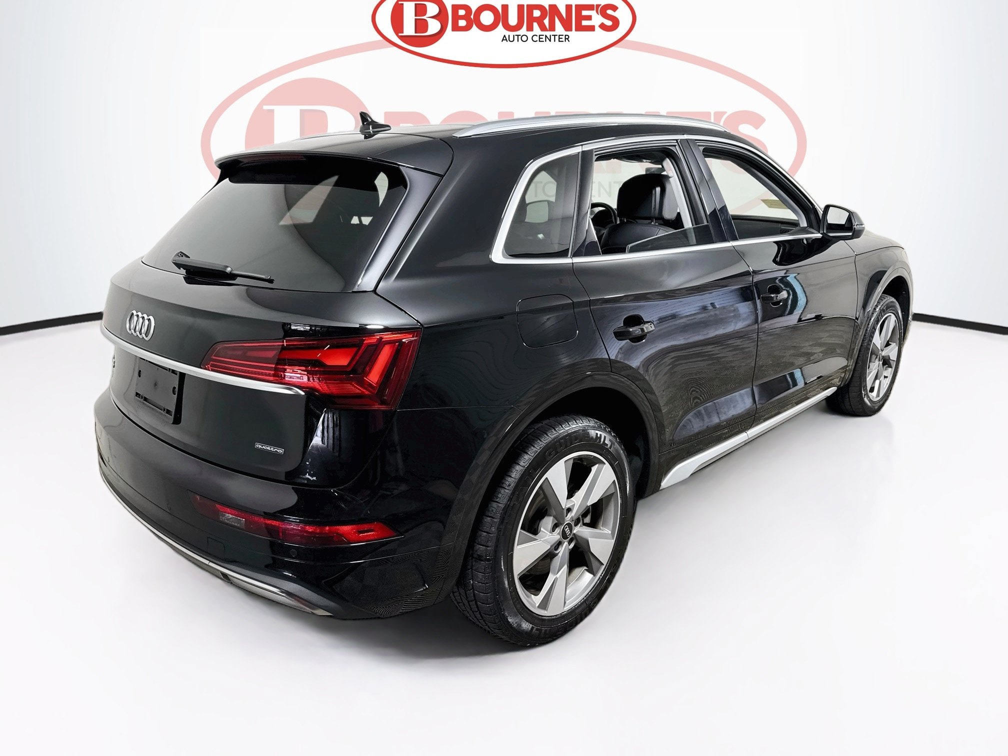 Used 2023 Audi Q5 2.0T Premium Plus w/ Premium Plus Package AWD/4WD image 11