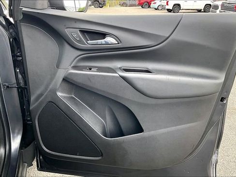 Used 2022 Chevrolet Equinox LT FWD image 25