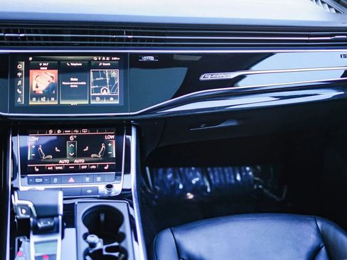 Used 2021 Audi Q7 2.0T Premium w/ Convenience Package image 26