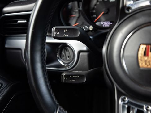 Certified 2018 Porsche 911 Carrera S RWD image 15
