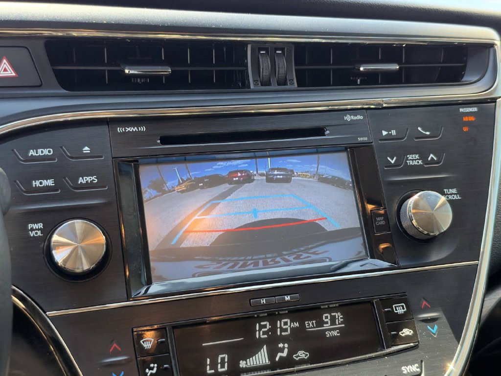 Used 2018 Toyota Avalon XLE Premium w/ Carpet Mat Package FWD image 26