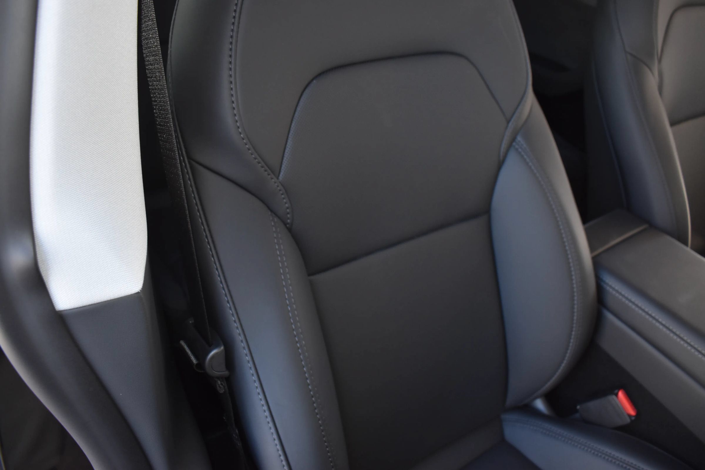 Used 2026 Tesla Model Y 2WD image 16