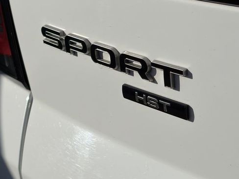 Used 2022 Land Rover Range Rover Sport HST image 5