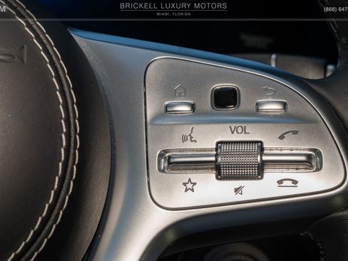Used 2019 Mercedes-Benz S 560 Sedan image 36