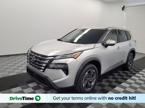 Used 2025 Nissan Rogue SV FWD image 1