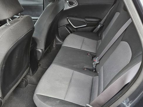 Used 2020 Kia Soul LX image 11