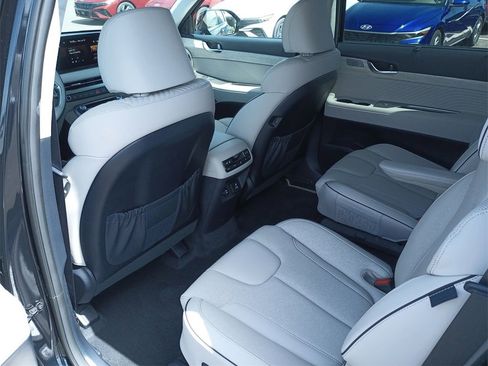 Used 2024 Hyundai Palisade Calligraphy image 20