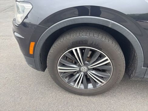 Used 2018 Volkswagen Tiguan SEL AWD/4WD image 5