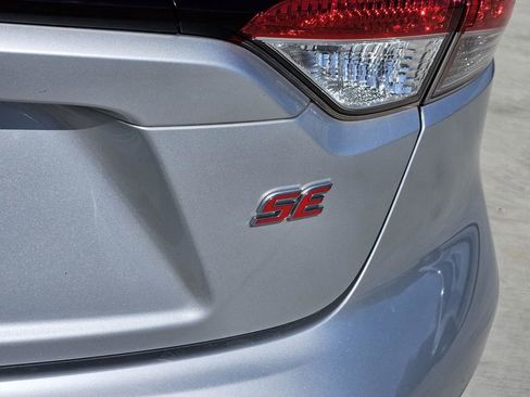 Used 2022 Toyota Corolla SE FWD image 29
