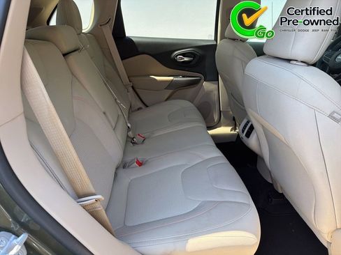 Certified 2019 Jeep Cherokee Latitude w/ Popular Appearance Group FWD image 22