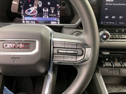 Used 2023 GMC Canyon Elevation w/ Elevation Premium Package image 22