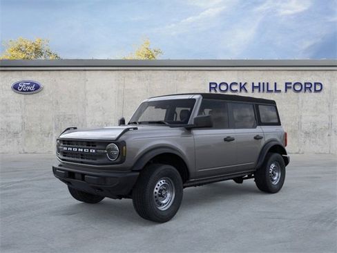 New 2025 Ford Bronco Base image 2