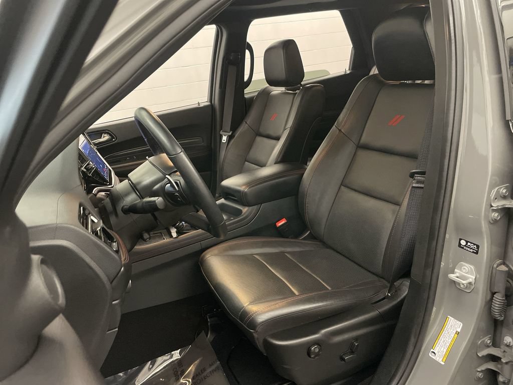 Used 2025 Dodge Durango GT AWD/4WD image 14