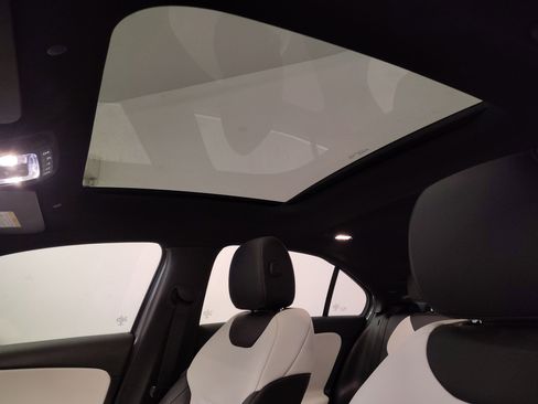 Used 2019 Mercedes-Benz A 220 image 13