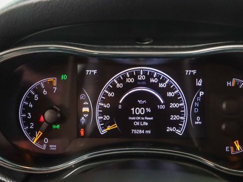 Used 2021 Jeep Grand Cherokee Limited w/ Quick Order Package 28K 80th RWD image 15