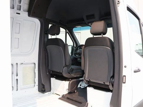 New 2025 Mercedes-Benz Sprinter 2500 image 28