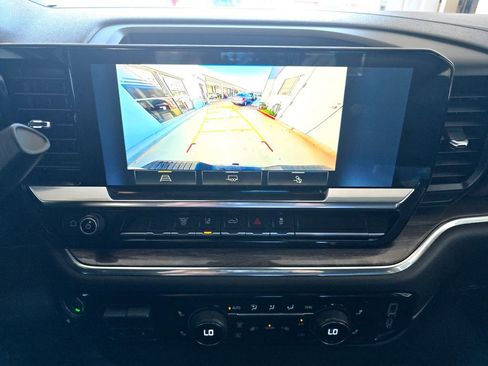 Used 2024 Chevrolet Silverado 2500 LTZ image 5