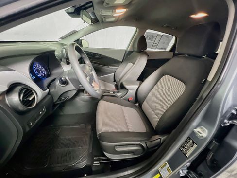 Used 2021 Hyundai Kona SE FWD image 14