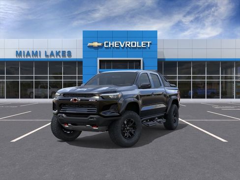 New 2026 Chevrolet Colorado ZR2 w/ Midnight Edition AWD/4WD image 8