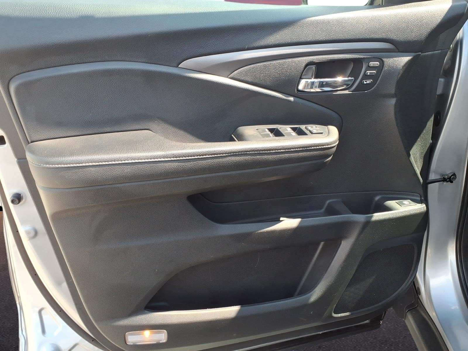 Used 2022 Honda Ridgeline RTL-E image 24