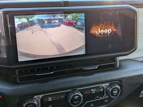 Used 2024 Jeep Wrangler Sport AWD/4WD image 22