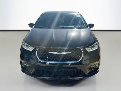 New 2026 Chrysler Pacifica Select FWD image 4