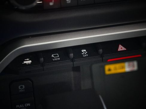 Used 2024 Toyota Sequoia Platinum image 27