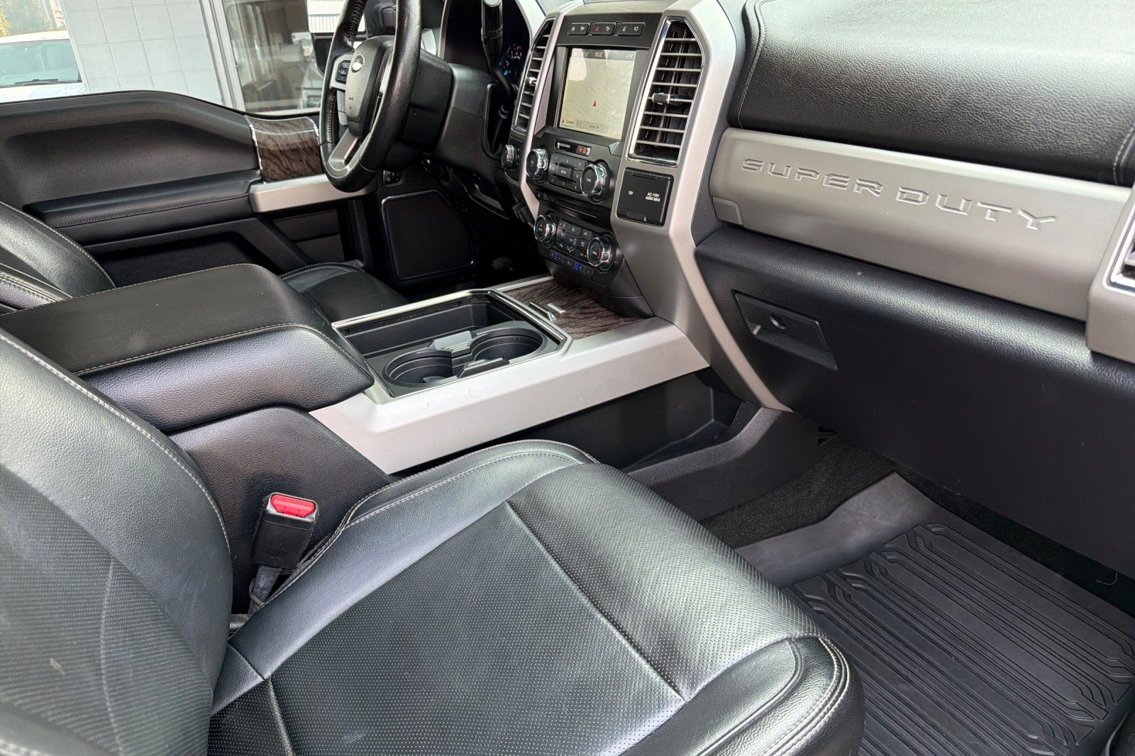 Used 2017 Ford F350 Lariat w/ Lariat Ultimate Package AWD/4WD image 12