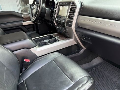 Used 2017 Ford F350 Lariat w/ Lariat Ultimate Package AWD/4WD image 12
