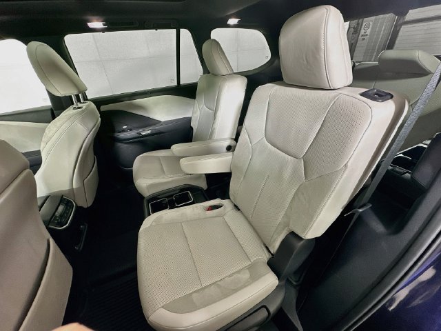 Used 2025 Lexus TX 350 AWD w/ Technology Package image 27