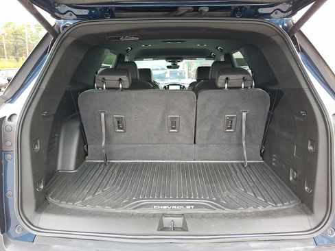 Used 2023 Chevrolet Traverse LT w/ LT Premium Package image 29