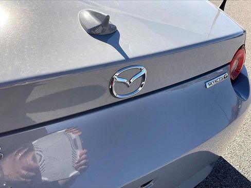 Used 2025 MAZDA MX-5 Miata RF Grand Touring image 10