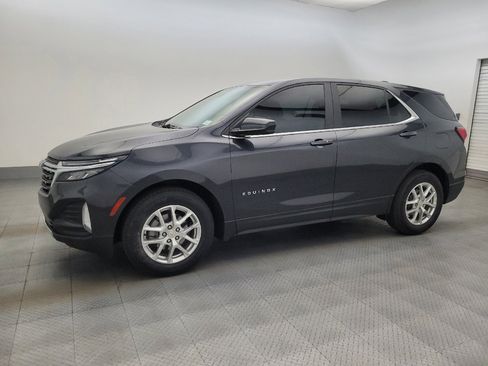 Used 2022 Chevrolet Equinox LT FWD image 2