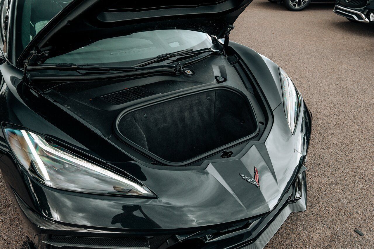 Used 2023 Chevrolet Corvette Stingray Premium Cpe w/ Z51 Performance Package RWD image 54