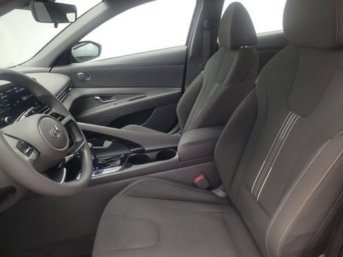 Used 2023 Hyundai Elantra Blue FWD image 17