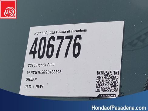 New 2025 Honda Pilot Black Edition image 23